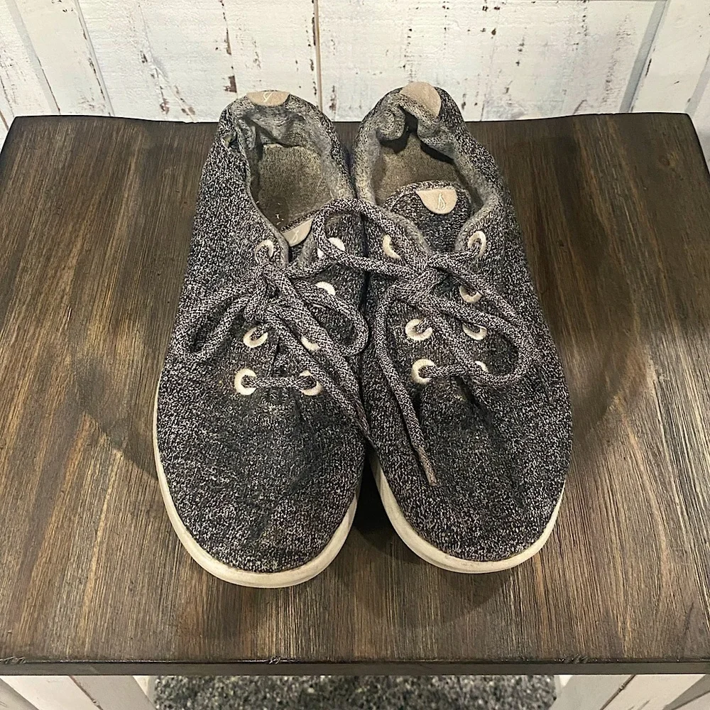 Women’s Allbirds Low Top Sneakers